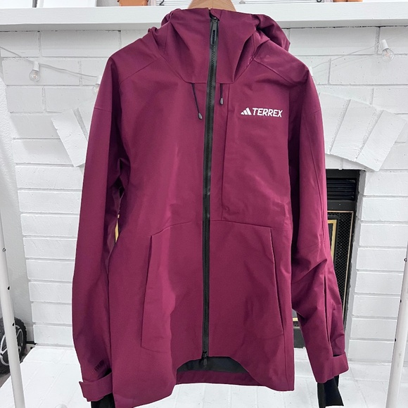 $550 Adidas Terrex Techrock 3L Post-Consumer Nylon RAIN.RDY Jacket - Burgundy - Picture 1 of 8